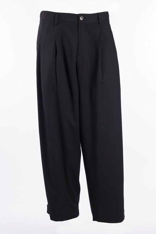 Hose UW45F26 black, Isabel Benenato