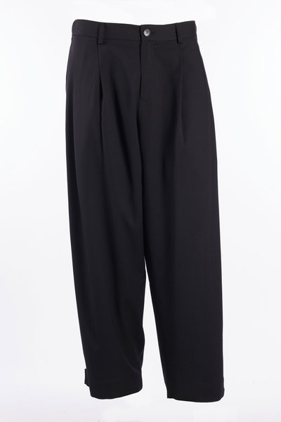 Hose UW45F26 black, Isabel Benenato