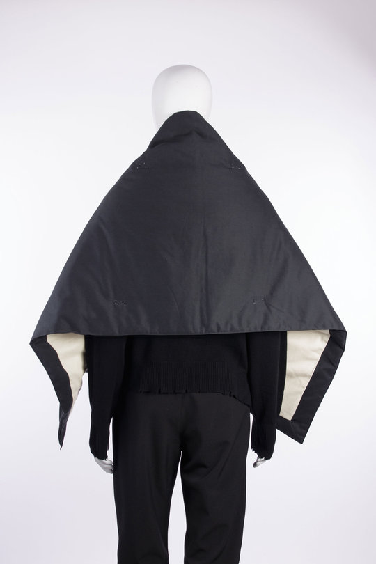 Cape BK39-CO5577 grey, FABIO QUARANTA