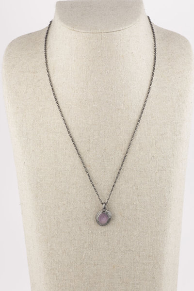 Kette geschwärztes Silber mit pinken Stein, Rosa Maria Jewellery
