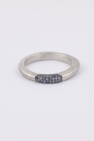 Ring 25-7 oxyided with blk dia, Rosa Maria Jewellery