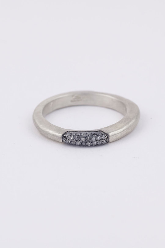 Ring 25-7 oxyided with blk dia, Rosa Maria Jewellery