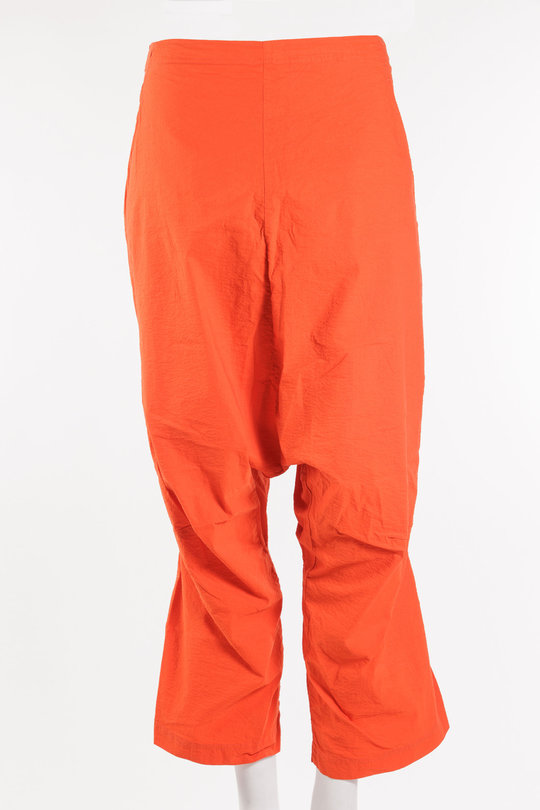 Hose 125 224 01 12 mandarine, RUNDHOLZ