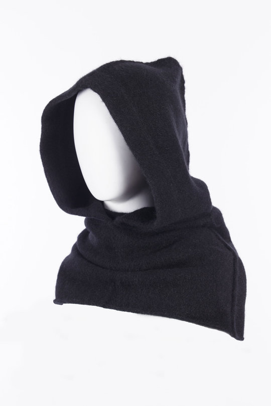 Schal GK13F26 black, Isabel Benenato