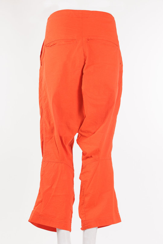 Hose 125 224 01 12 mandarine, RUNDHOLZ