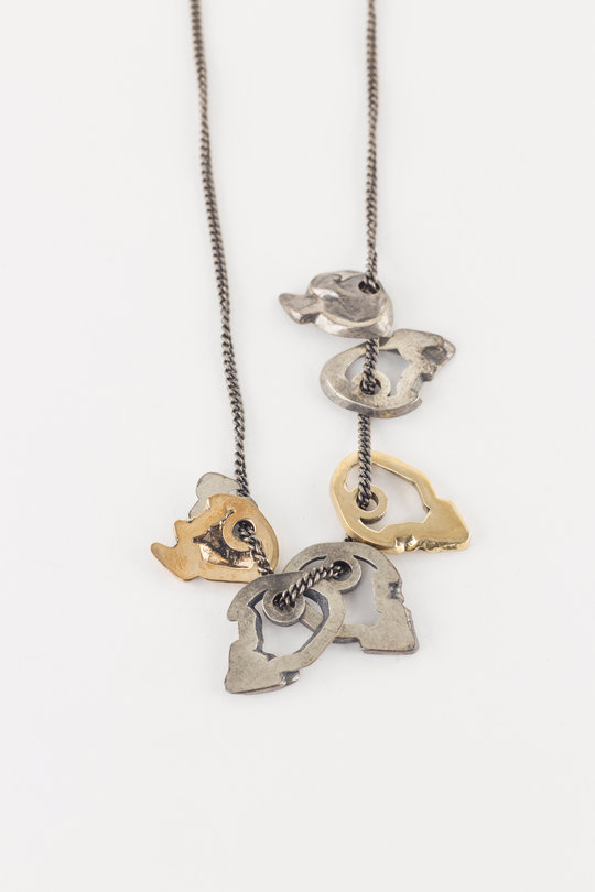 Kette Sliced skull necklace, Tobias Wistisen