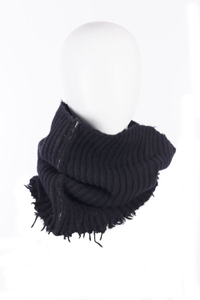 Schal GK03F26 black, Isabel Benenato