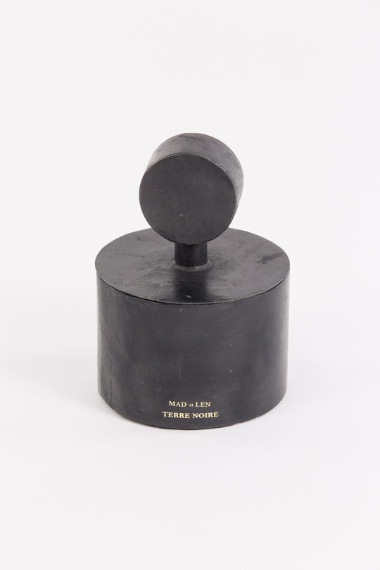 Kerze Terre Noire mid size, Mad et Len