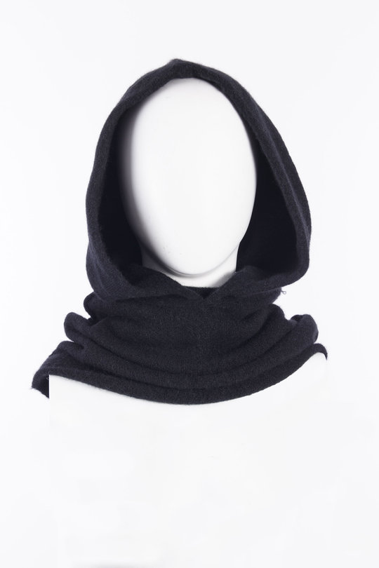 Schal GK13F26 black, Isabel Benenato