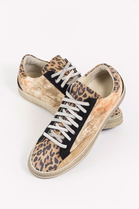 Schuh SSD001 mango, Avant Toi