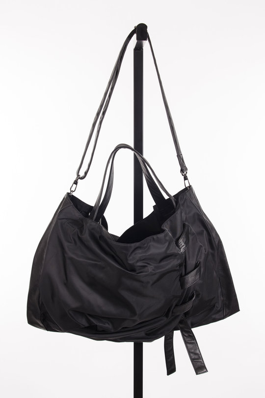 Tasche DL-I31-830-1-02 black, Yohji Yamamoto