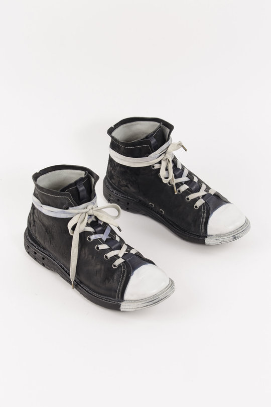 Sneaker W26-1-3 0.5 H12 black/white, Layer-0